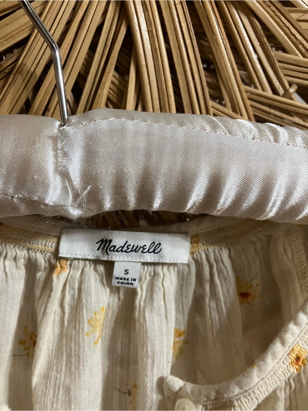 Madewell Cream Button-Front Puff Sleeve Floral Blouse - Picture 2 of 2